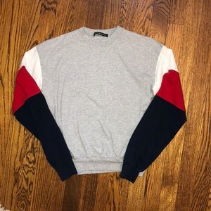 Brandy Melville Sweater—- thick long sleeve